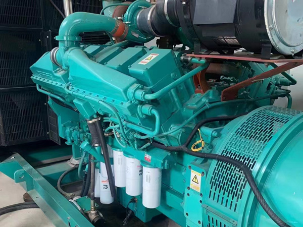 中卫更换100kW柴油发电机组机油时，需要注意哪些事项？